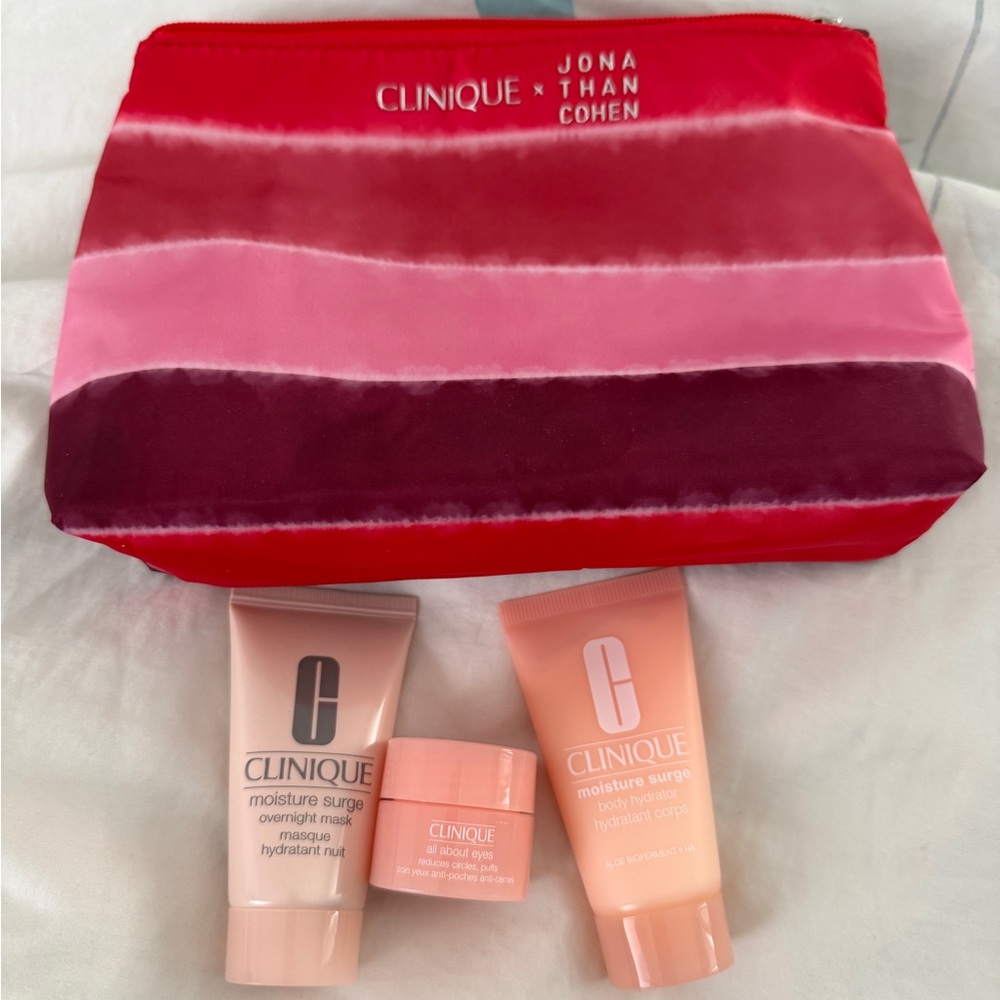 Clinique x Jonathan Cohen Red and Pink Cosmetic Set